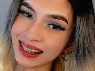AlexandraMarrie ass pics