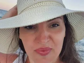 DianeJolie fuck gratuits